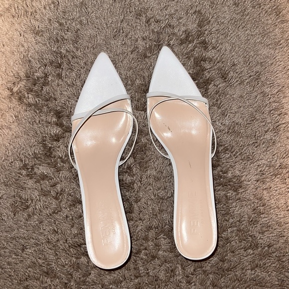 Femme LA Copenhagen Kitten Slipper in White - Picture 2 of 4